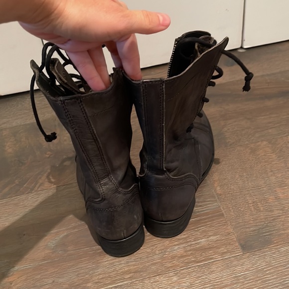 All Saints military combat boots 37 leather. “Black” but more of a dark gray - Picture 4 of 5